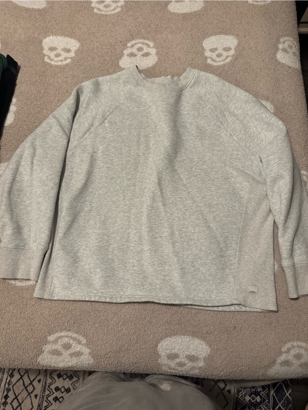 Vuori women’s Light Gray Crewneck Sweatshirt
